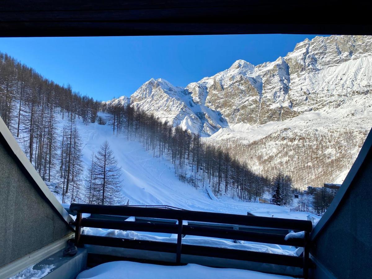 Cervinia Ski In Ski Out - Family Studio Брей-Червиния Экстерьер фото
